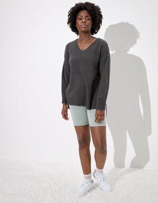 Oversized v-neck sweater - Women