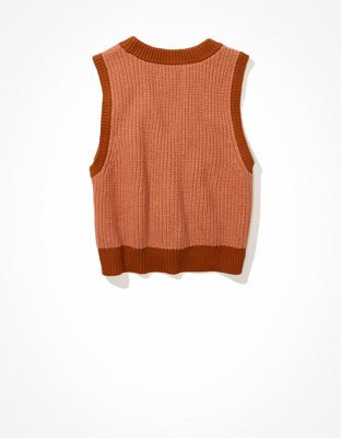 AE Cropped Sweater Vest