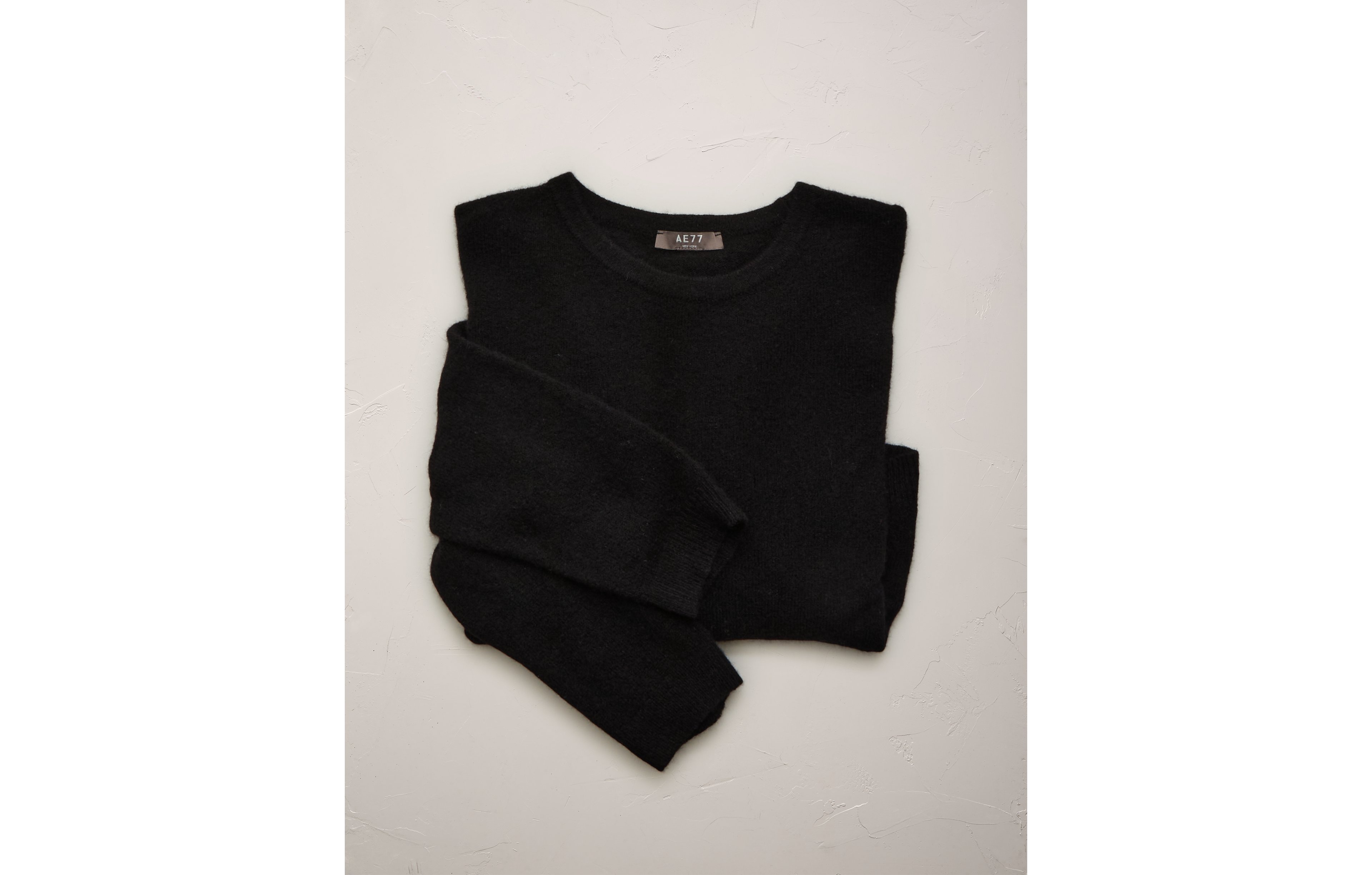 AE77 Cashmere-Blend Crew Neck Sweater