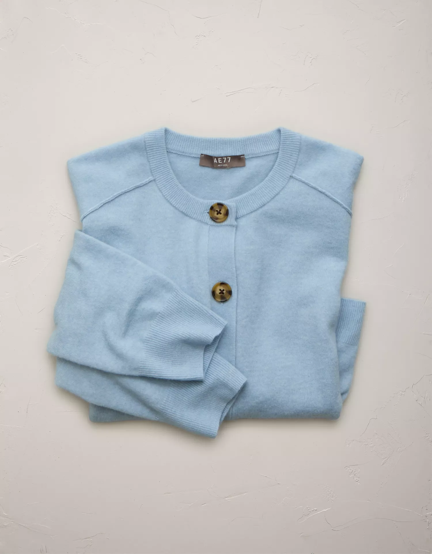 AE77 Cashmere-Blend Button-Up Cardigan Sweater - thumbnail 10