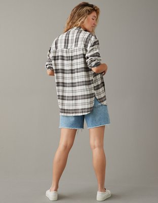 AE Oversized Long-Sleeve Plaid Button-Up Shirt