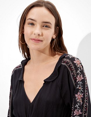 Женские платья American Eagle AE Long-Sleeve Embroidered Babydoll Dress — фото 4