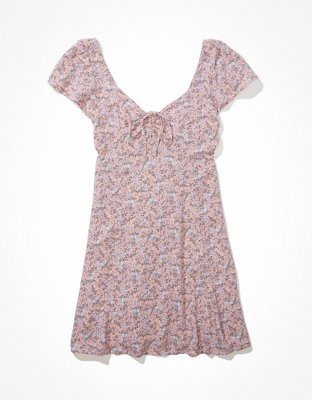 AE Vestido corto floral con frente fruncido