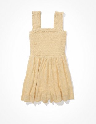 AE Romper floral con bordado con nido de abeja