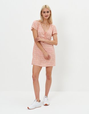 AE Vestido Corto con Frente Plisado