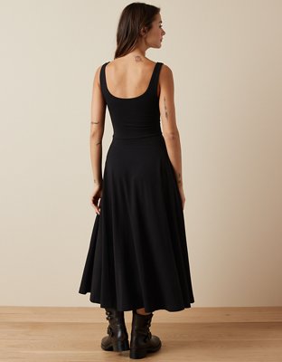 AE Scoop Neck Circle Midi Dress