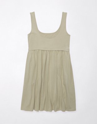 spring cocktail dress code