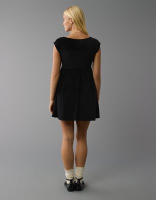Женские платья American Eagle AE Velvet Babydoll Mini Dress — фото 2