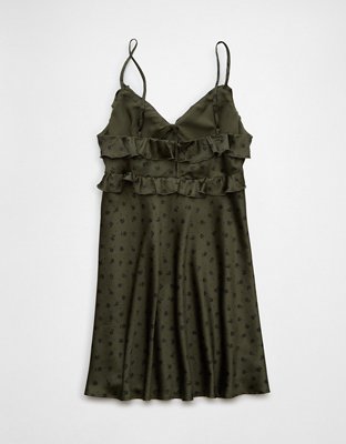 AE Vestido Holgado Corto con Volantes