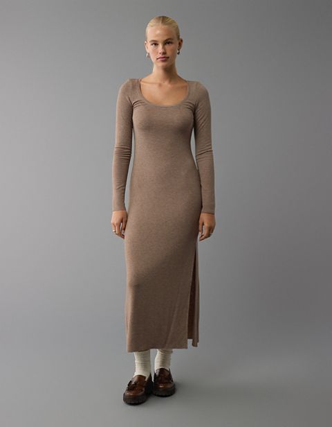 Женские платья American Eagle AE Long-Sleeve Plush Maxi Dress