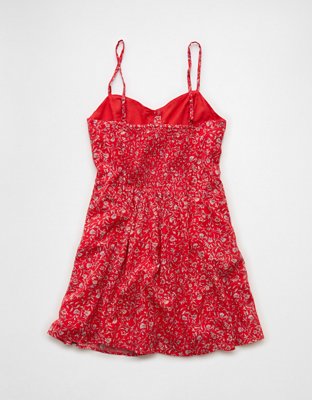 Minirobe boutonnée à encolure en cœur AE