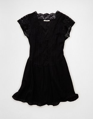 AE Short Sleeve V-Neck Mini Dress