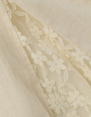 AE V-Neck Pleated Lace Midi Dress