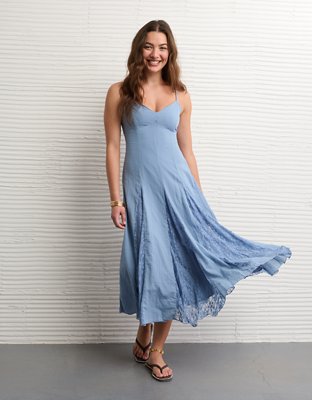 AE V-Neck Pleated Lace Midi Dress