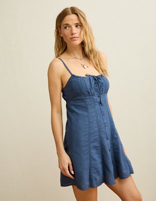 Minirobe boutonnée avec insertion en dentelle AE