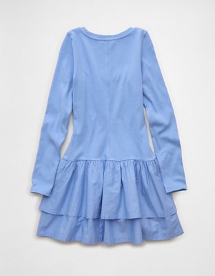 Minirobe en tricot à volants encolure dégagée AE