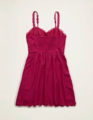 Minirobe style corset avec encolure en cœur AE