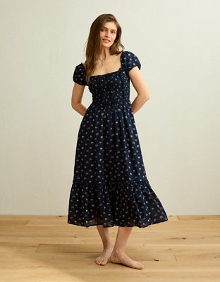 american eagle black midi dress AE Scoop Neck Size:7.5 UK / 8.5 US Silky soft knit fabrication/Square dog fashion wear The Lady in Blue