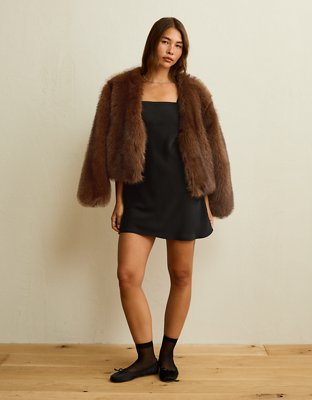 Женское платье American Eagle AE High Neck Slip Mini, цвет: Насыщенный чёрный — фото 7