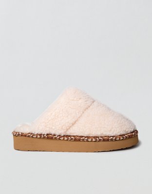 Minnetonka Cerise Slipper