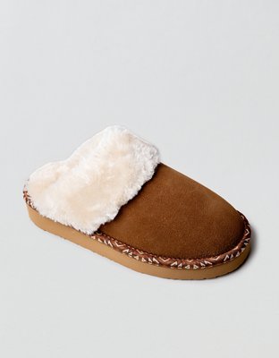 Minnetonka Cerise Slipper