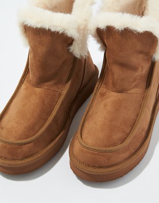 aeo fur lined zip boot