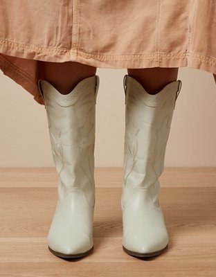 Knee high shop white cowboy boots