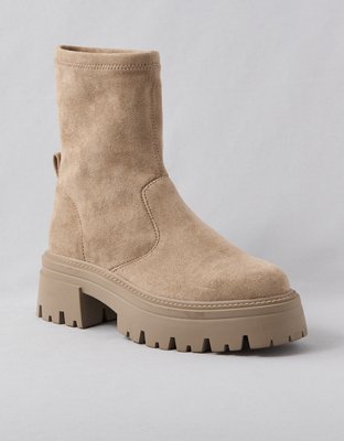 Aeo hotsell hiker boot