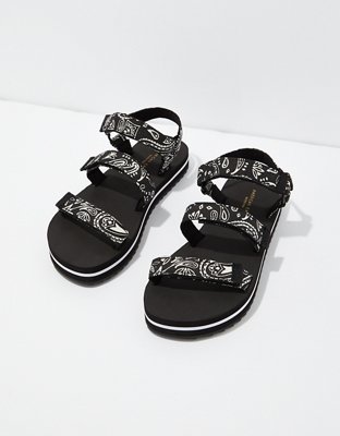 american eagle jelly sandals