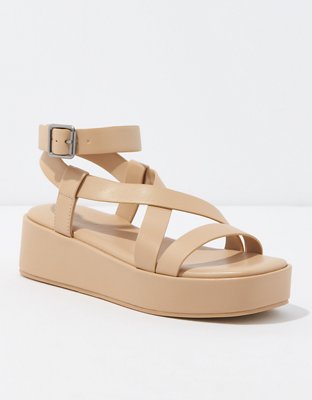 Sandale à plate-forme de style de l’an 2000 avec brides AE