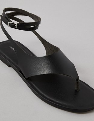 AE Hooded Thong Sandal