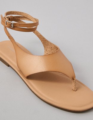 AE Hooded Thong Sandal