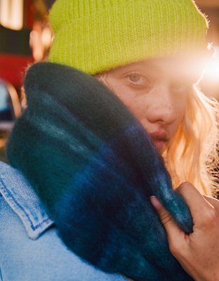 AE Cozy Brushed Woven Scarf