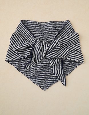 AE Whoa So Soft Triangle Scarf