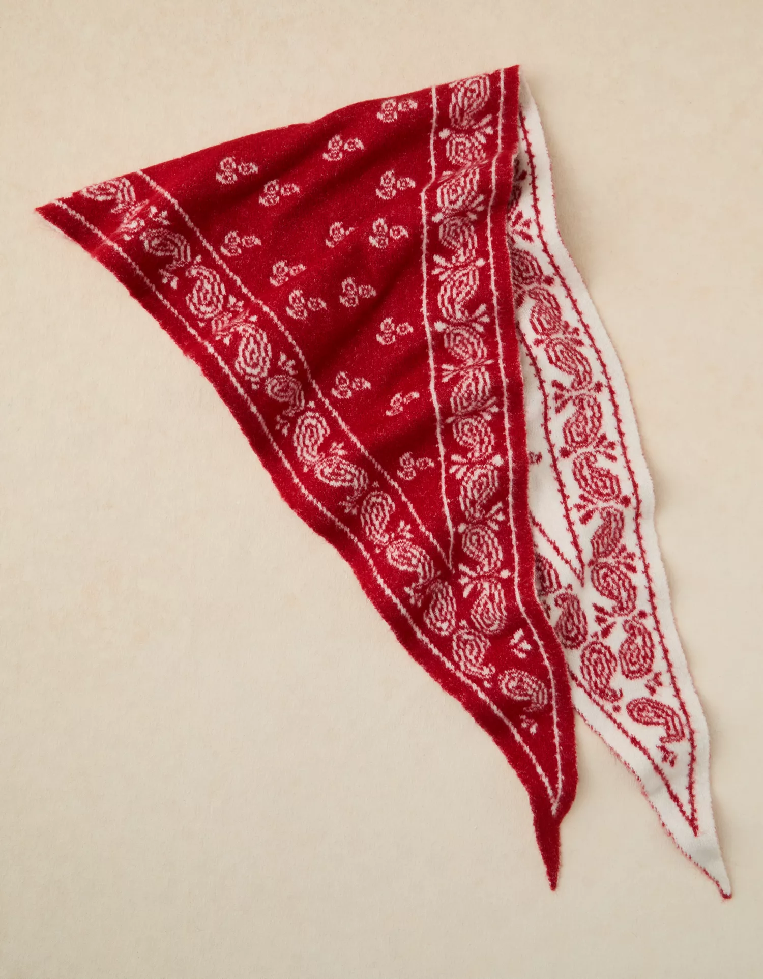 AE Knit Triangle Bandana Scarf - thumbnail 3