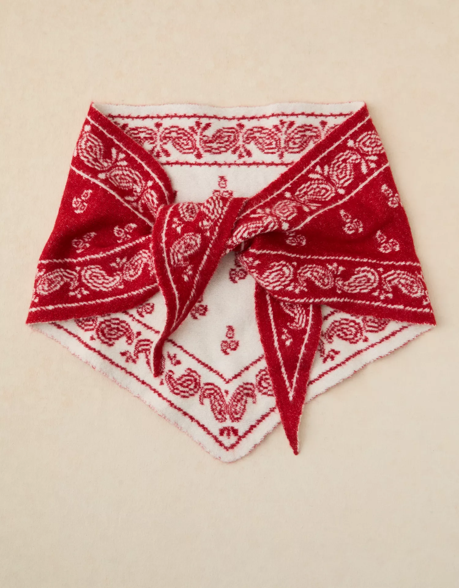AE Knit Triangle Bandana Scarf - thumbnail 2