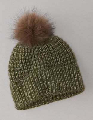 AE Peanuts Pom Beanie