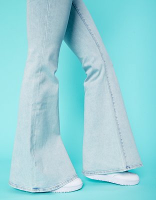 Женские джинсы American Eagle AE Pride Ne(x)t Level Festival Flare Jean — фото 4