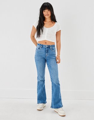 I'm a curvy pear-shaped gal & found the best American Eagle jeans - they  suck you in but are stretchy enough to be comfy