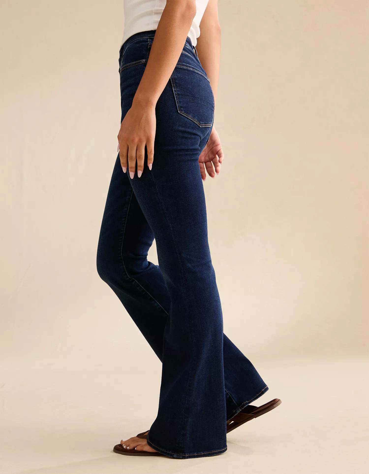 AE Super High-Waisted Flare Jean - thumbnail 10