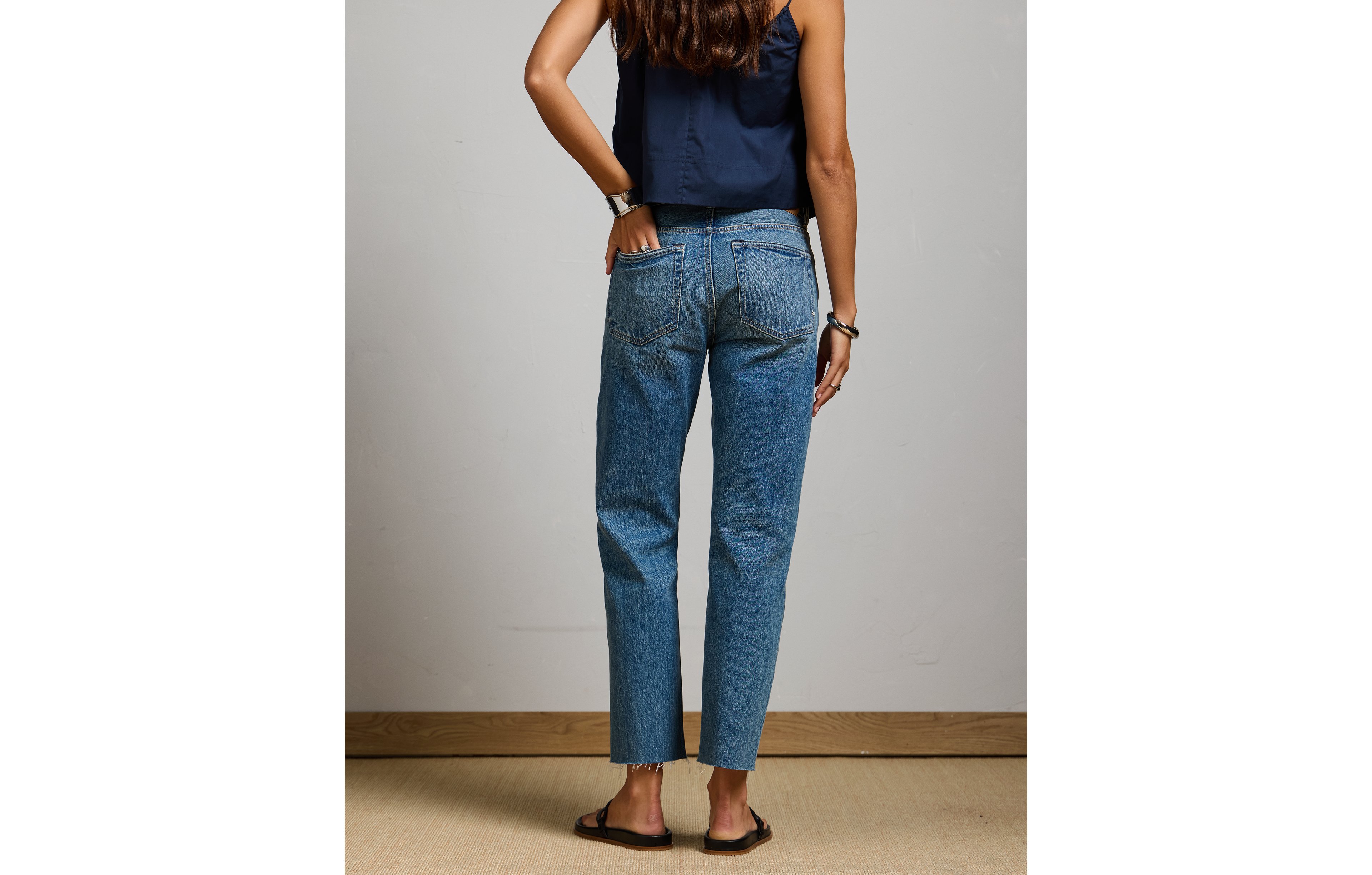 AE77 Premium Straight Ankle Jean