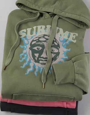 AE Classic Graphic Hoodie