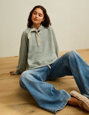 AE Oversized Notch Neck Big Hug Sweatshirt