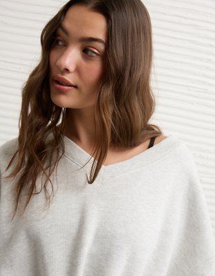 AE Cropped V-Neck Sweatshirt