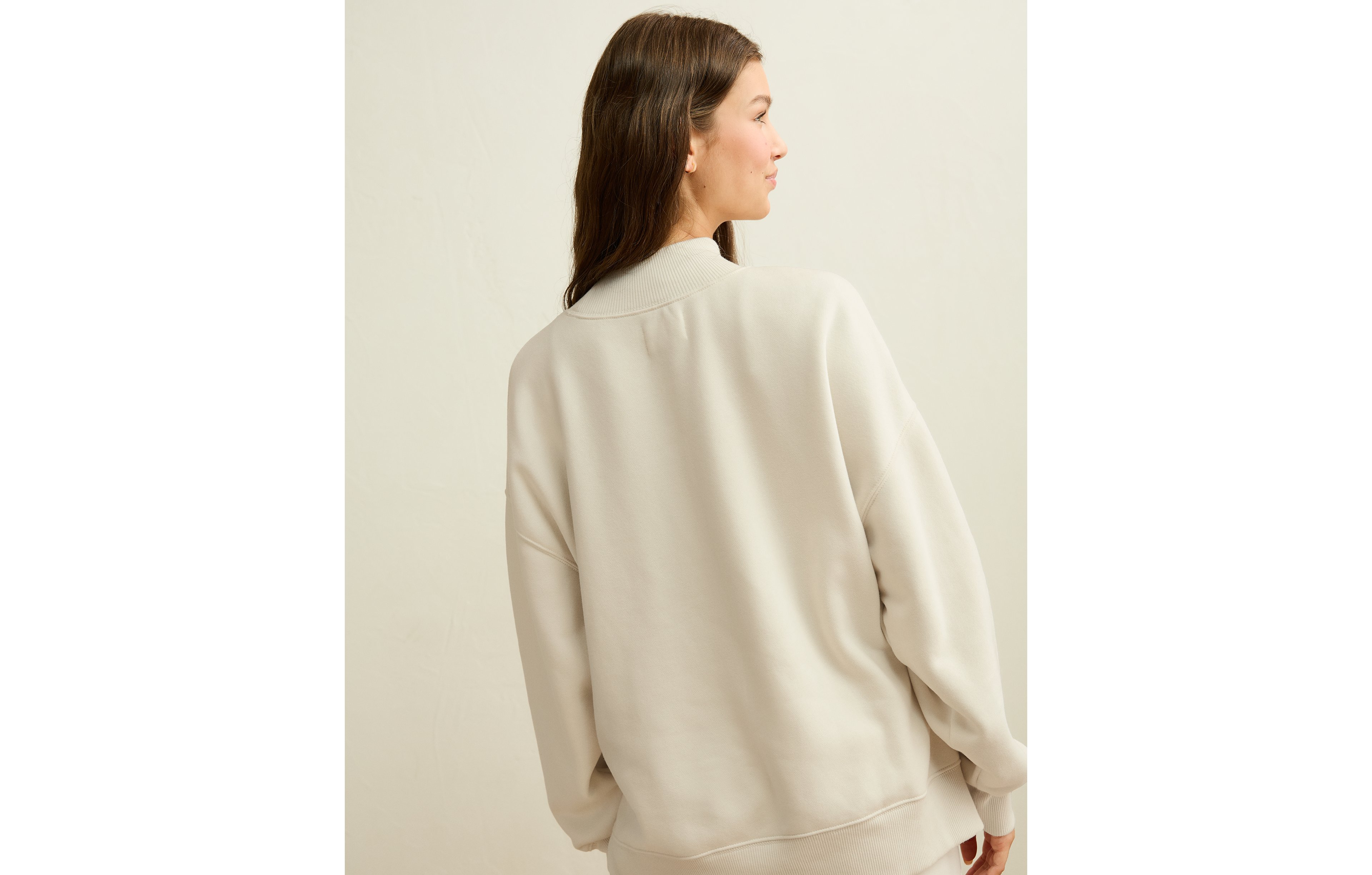 AE Everyday Luxe Mock Neck Sweatshirt