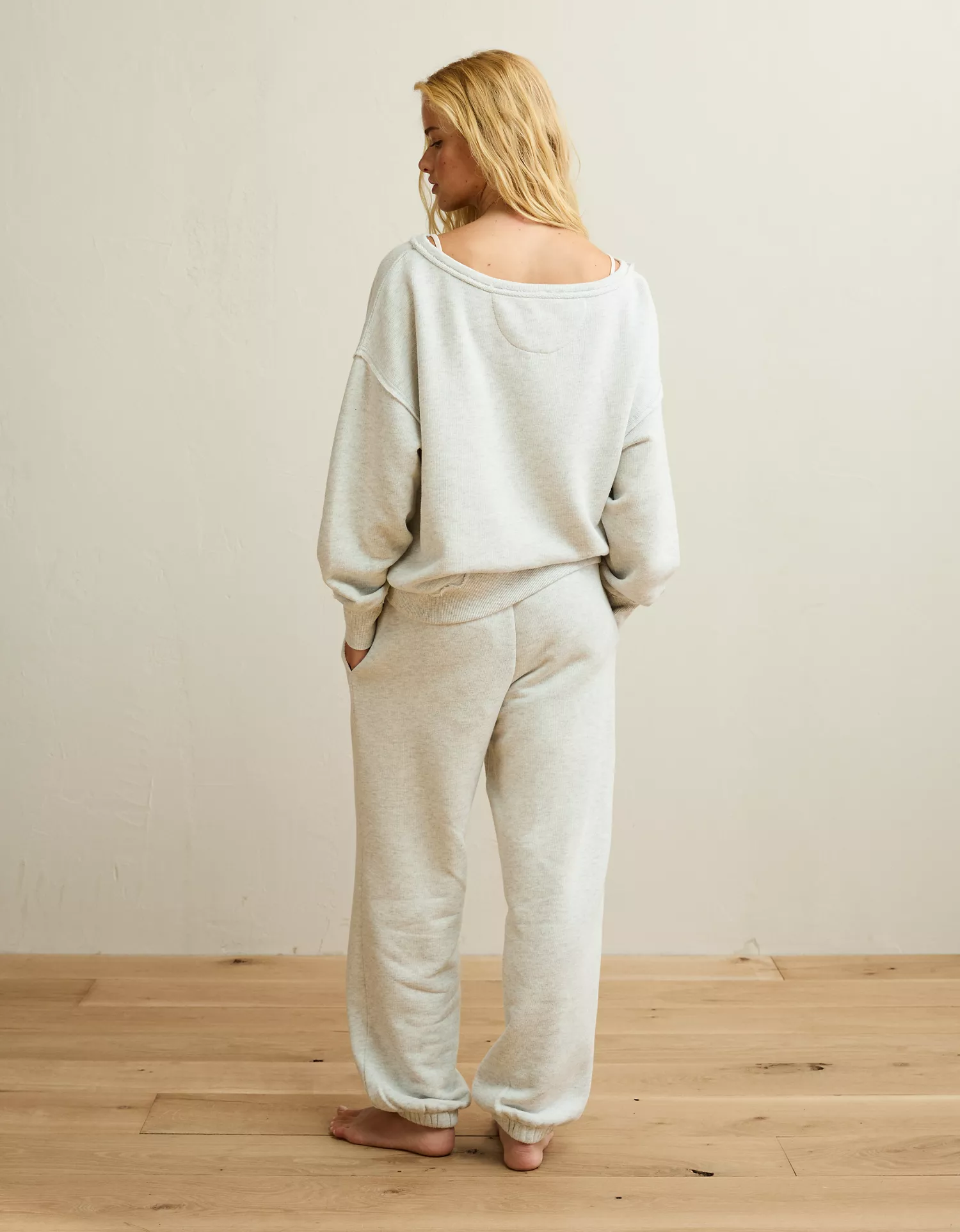 AE Dreamy Fleece Off-the-Shoulder Sweatshirt - thumbnail 2