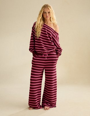 AE Dreamy Fleece Off-the-Shoulder Sweatshirt