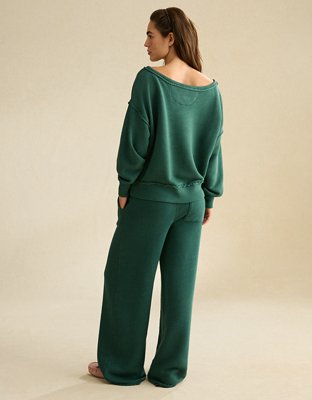 AE Dreamy Fleece Off-the-Shoulder Sweatshirt