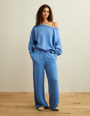AE Dreamy Fleece Off-the-Shoulder Sweatshirt