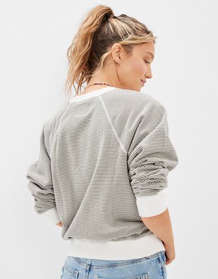 AE Oversized Crew Neck Graphic Sweatshirt